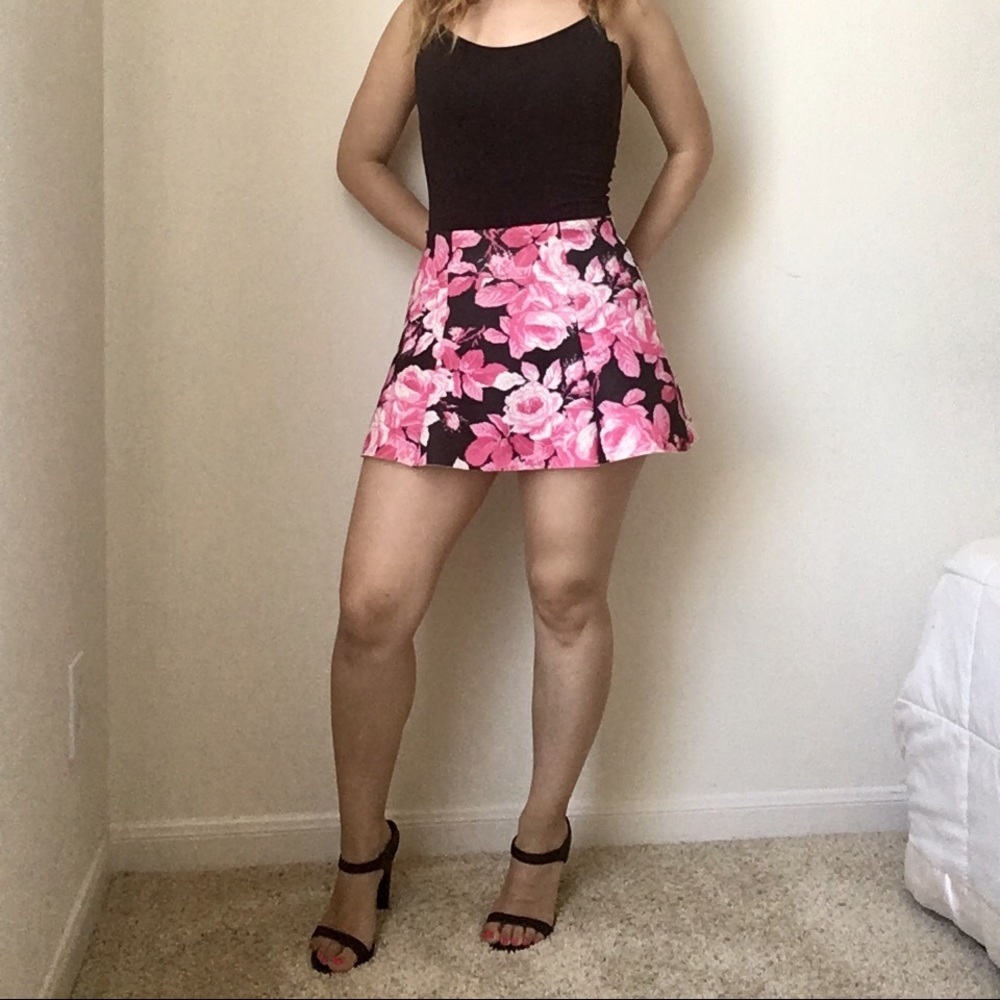 Forever 21-Pink & black mini skirt